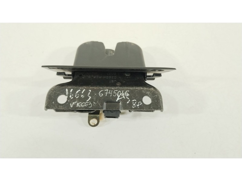 Recambio de cerradura maletero / porton para audi a3 (8p1) 1.9 tdi referencia OEM IAM 8P3827505 8P3827520A 