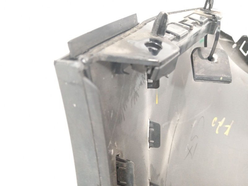 Recambio de paragolpes trasero para citroën c3 iii (sx) 1.2 puretech 82 referencia OEM IAM 9813343977  