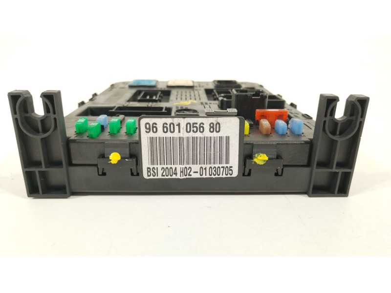 Recambio de caja reles / fusibles para peugeot 307 cc (3b) 2.0 hdi 135 referencia OEM IAM 9660105680 BSI2004H02 
