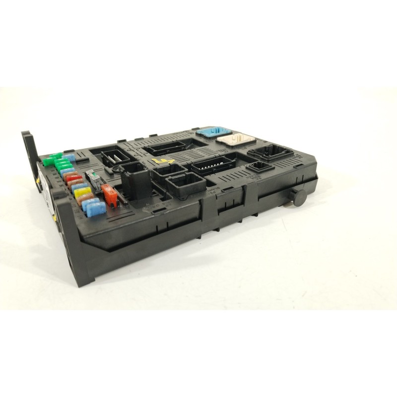 Recambio de caja reles / fusibles para peugeot 307 cc (3b) 2.0 hdi 135 referencia OEM IAM 9660105680 BSI2004H02 