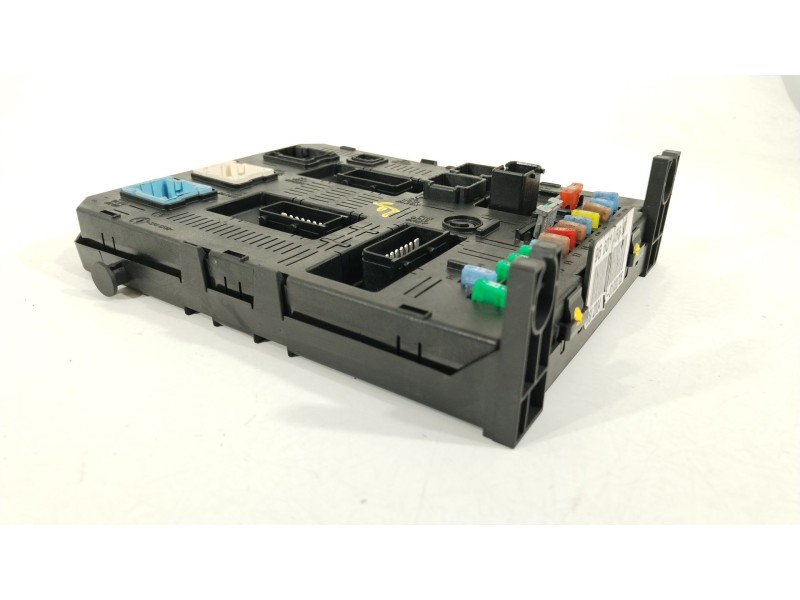 Recambio de caja reles / fusibles para peugeot 307 cc (3b) 2.0 hdi 135 referencia OEM IAM 9660105680 BSI2004H02 