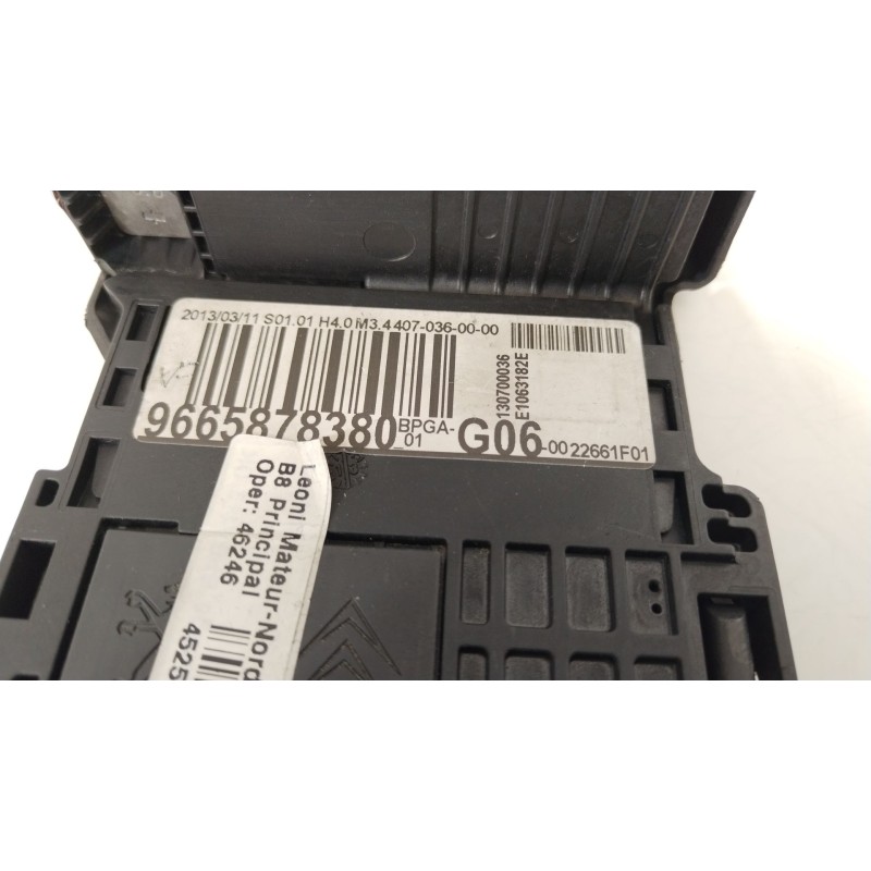Recambio de caja reles / fusibles para citroën ds5 2.0 hdi 165 referencia OEM IAM 9665878380 BPGAG0600 130700036