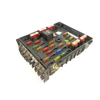 CAJA RELES / FUSIBLES 3C0937125 