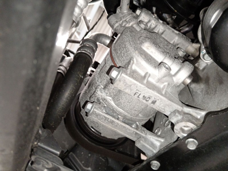 Recambio de compresor aire acondicionado para hyundai i30 (fd) 1.4 referencia OEM IAM 977012H040  