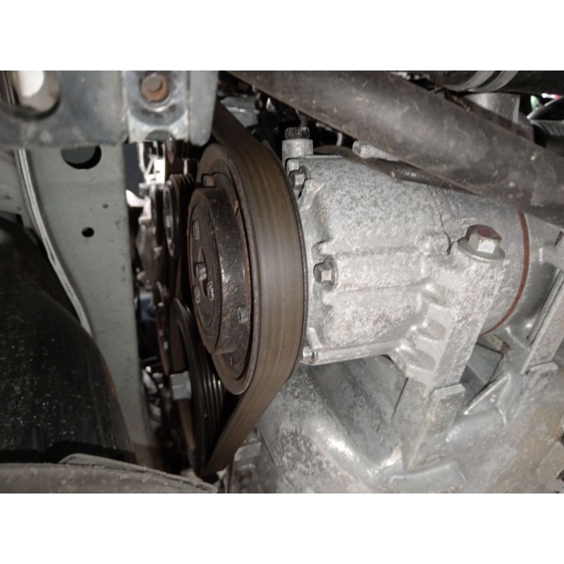 Recambio de compresor aire acondicionado para hyundai i20 ii (gb, ib) 1.4 crdi referencia OEM IAM 97701C8300  