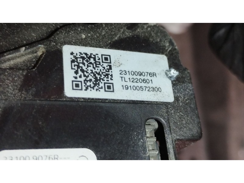 Recambio de alternador para dacia sandero iii 1.0 sce 65 referencia OEM IAM 231009076R F000BL08B1 