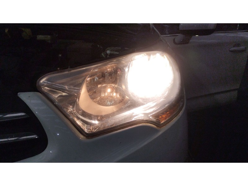 Recambio de faro izquierdo para citroën c4 ii (nc_) 1.6 vti 120 referencia OEM IAM 9687308280  