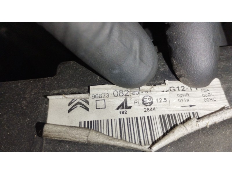 Recambio de faro izquierdo para citroën c4 ii (nc_) 1.6 vti 120 referencia OEM IAM 9687308280  