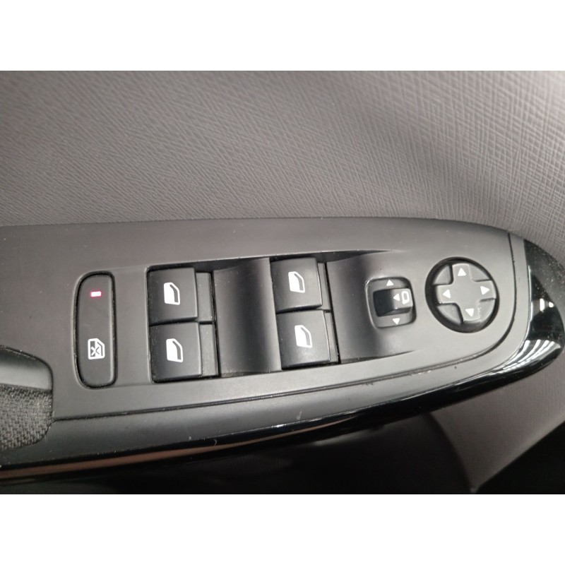 Recambio de mando elevalunas delantero izquierdo para citroën c4 picasso ii 1.2 thp 130 referencia OEM IAM   