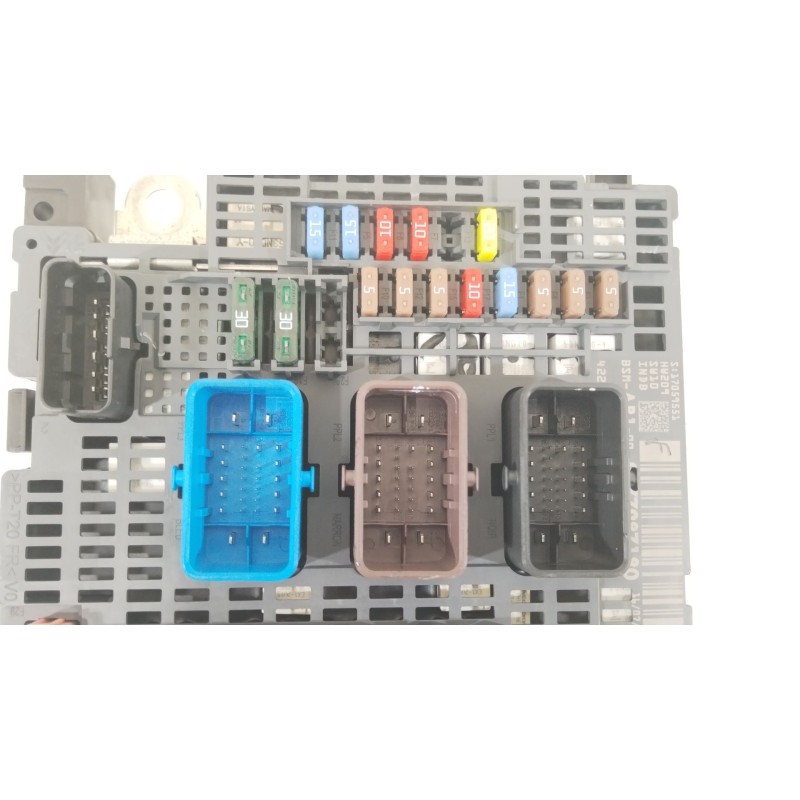 Recambio de caja reles / fusibles para peugeot 206 hatchback (2a/c) 1.4 i referencia OEM IAM 9677987180 BSMAB100 