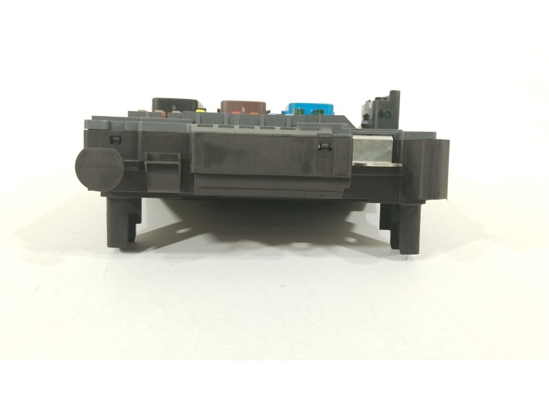 Recambio de caja reles / fusibles para peugeot 206 hatchback (2a/c) 1.4 i referencia OEM IAM 9677987180 BSMAB100 