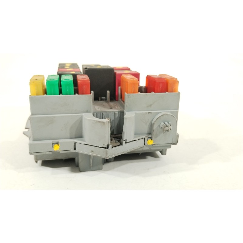 Recambio de caja reles / fusibles para fiat bravo ii (198_) 1.4 t-jet (198axg1b) referencia OEM IAM 51790930  