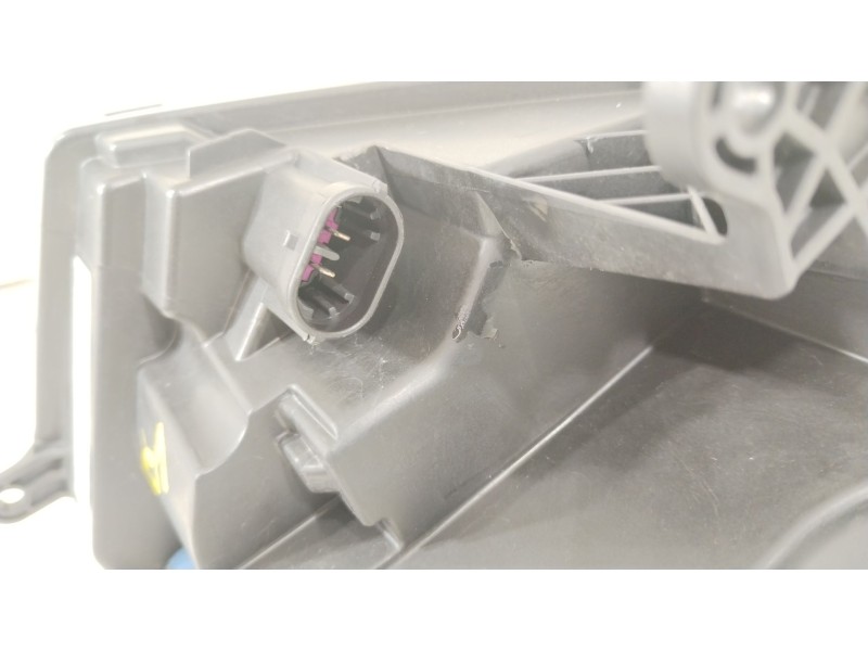 Recambio de faro antiniebla izquierdo para seat leon st (5f8) 1.4 tsi referencia OEM IAM 575941699A 1ND01299901 