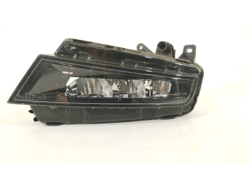 Recambio de faro antiniebla derecho para seat leon st (5f8) 1.4 tsi referencia OEM IAM 575941700A 1ND01299902 