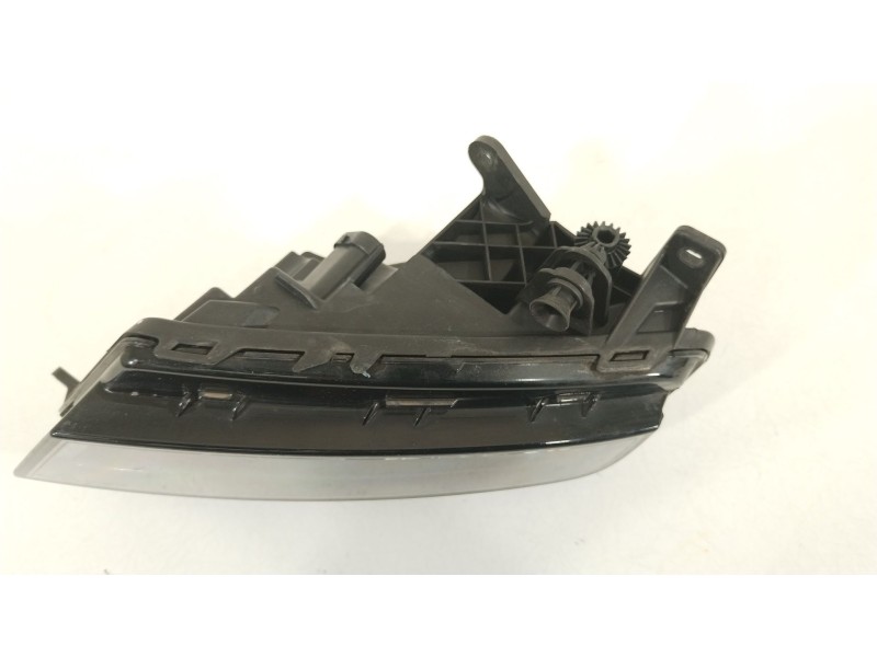 Recambio de faro antiniebla derecho para seat leon st (5f8) 1.4 tsi referencia OEM IAM 575941700A 1ND01299902 