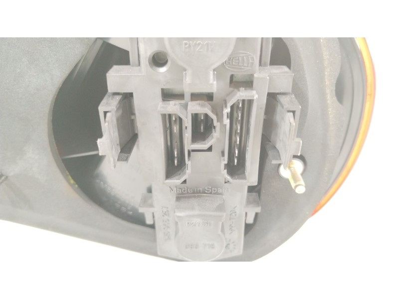 Recambio de piloto trasero derecho para seat toledo ii (1m2) 1.9 tdi referencia OEM IAM 1M5945111 1M5945095B 