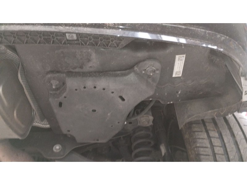 Recambio de deposito adblue para volkswagen tiguan (ad1, ax1) 2.0 tdi 4motion referencia OEM IAM 5QF131877L  