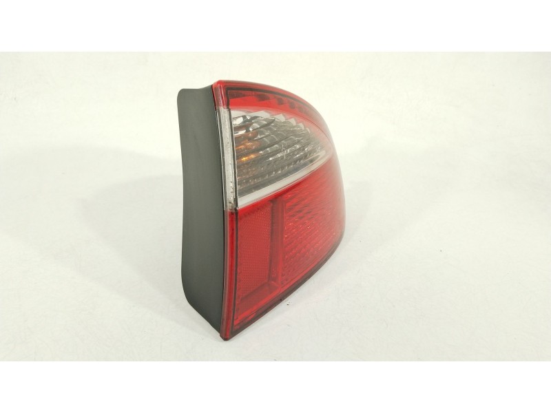 Recambio de piloto trasero derecho para seat leon (1m1) 1.9 tdi referencia OEM IAM 1M6945112 1M6945096A 