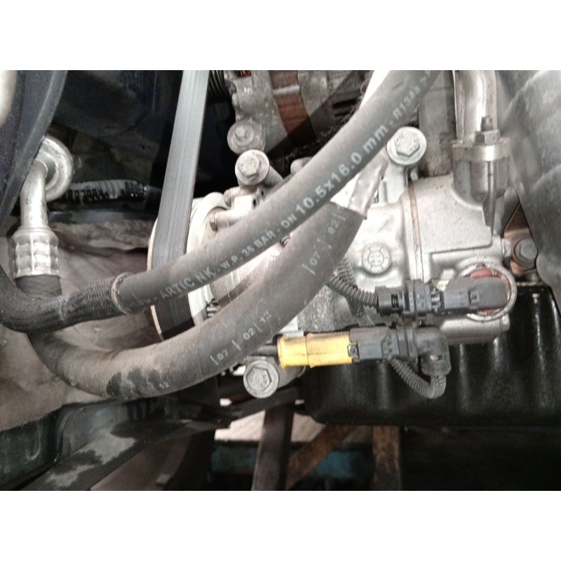 Recambio de compresor aire acondicionado para peugeot 208 i (ca_, cc_) 1.4 vti referencia OEM IAM 9822826880  