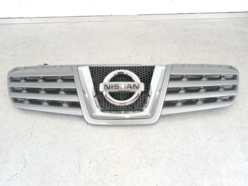 Recambio de rejilla delantera para nissan qashqai i (j10, nj10) 1.5 dci referencia OEM IAM 62310JD000 62310JD00B 