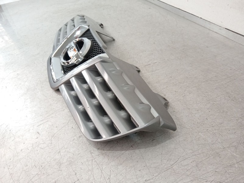 Recambio de rejilla delantera para nissan qashqai i (j10, nj10) 1.5 dci referencia OEM IAM 62310JD000 62310JD00B 