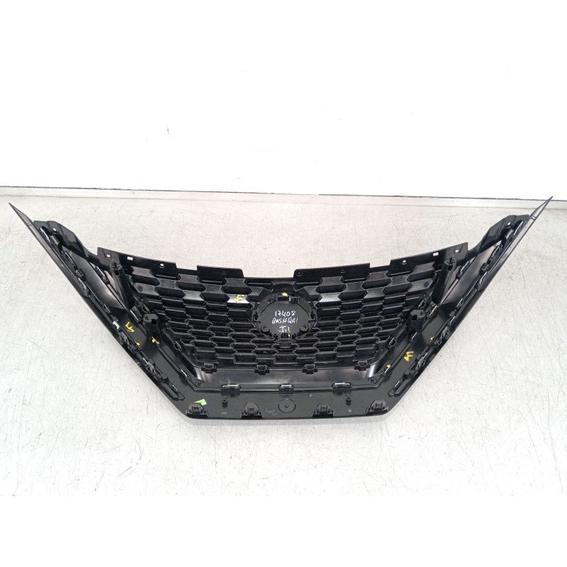 Recambio de rejilla delantera para nissan qashqai iii (j12) 1.3 dig-t referencia OEM IAM 623106UAA 623106UA0A 