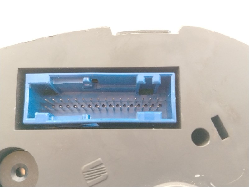 Recambio de cuadro instrumentos para seat leon (1m1) 1.9 tdi referencia OEM IAM 1M0920822E  