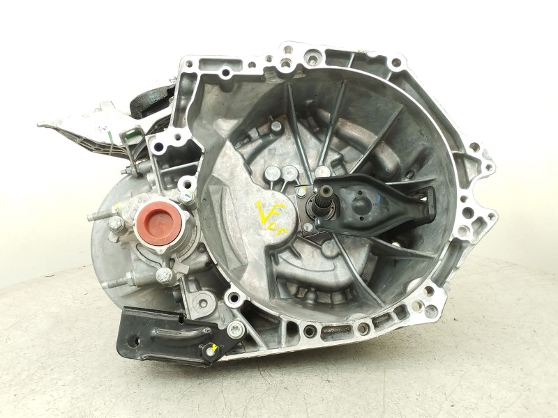 Recambio de caja cambios para peugeot rifter 1.5 bluehdi 100 referencia OEM IAM 20V260  