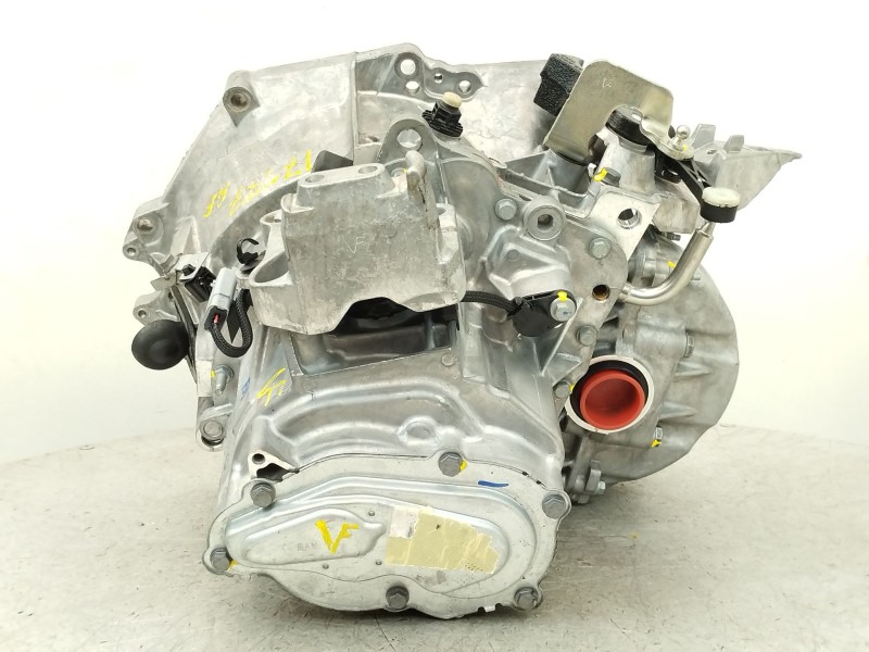 Recambio de caja cambios para peugeot rifter 1.5 bluehdi 100 referencia OEM IAM 20V260  