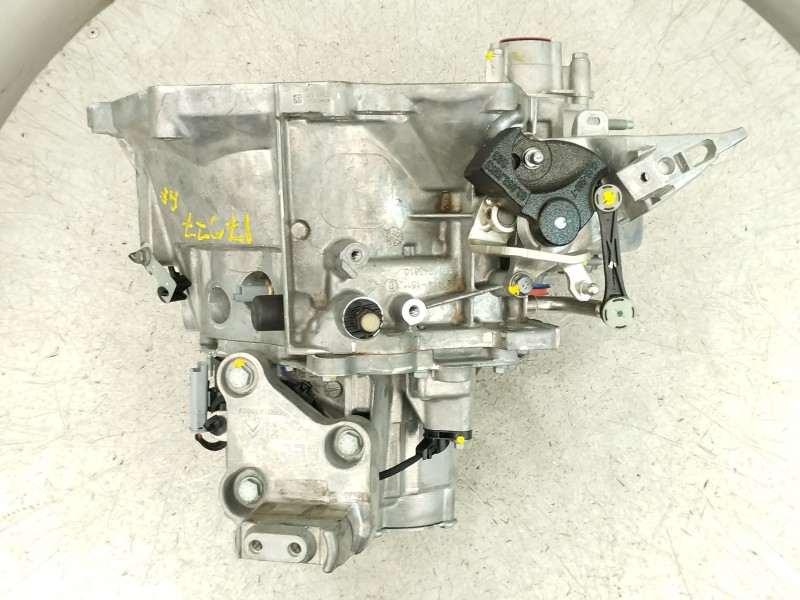 Recambio de caja cambios para peugeot rifter 1.5 bluehdi 100 referencia OEM IAM 20V260  