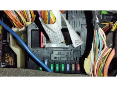 Recambio de caja reles / fusibles para peugeot 5008 (0u_, 0e_) 1.6 hdi referencia OEM IAM 9664058780  