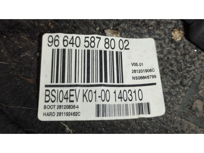 Recambio de caja reles / fusibles para peugeot 5008 (0u_, 0e_) 1.6 hdi referencia OEM IAM 9664058780  