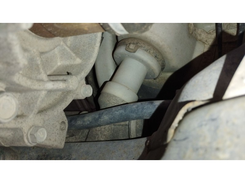 Recambio de cremallera direccion para kia rio iii (ub) 1.2 cvvt referencia OEM IAM 565001W100  