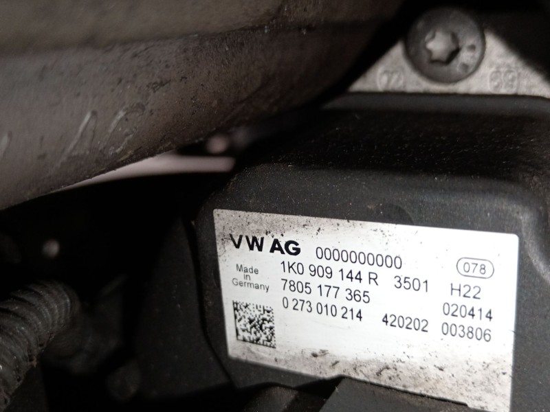 Recambio de cremallera direccion para skoda yeti (5l) 1.2 tsi referencia OEM IAM 1K0909144R 7805177365 0273010214