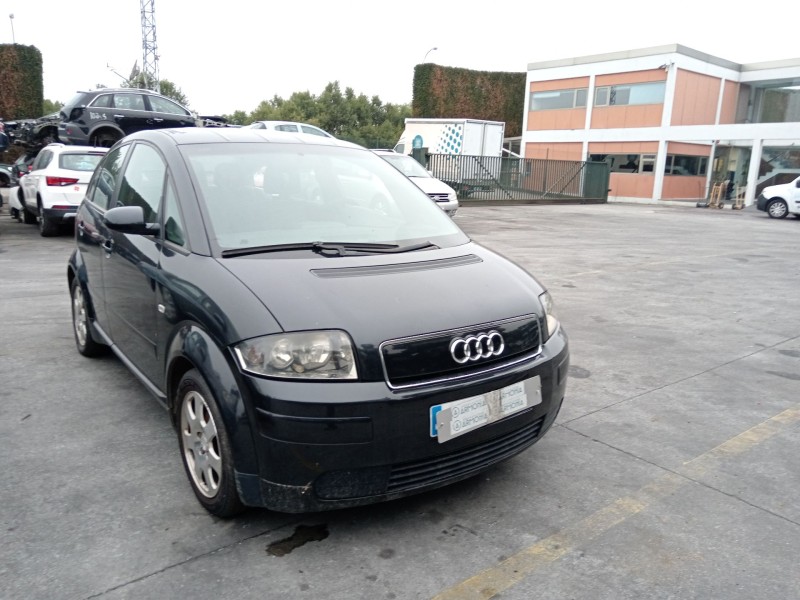 audi a2 (8z0) del año 2001