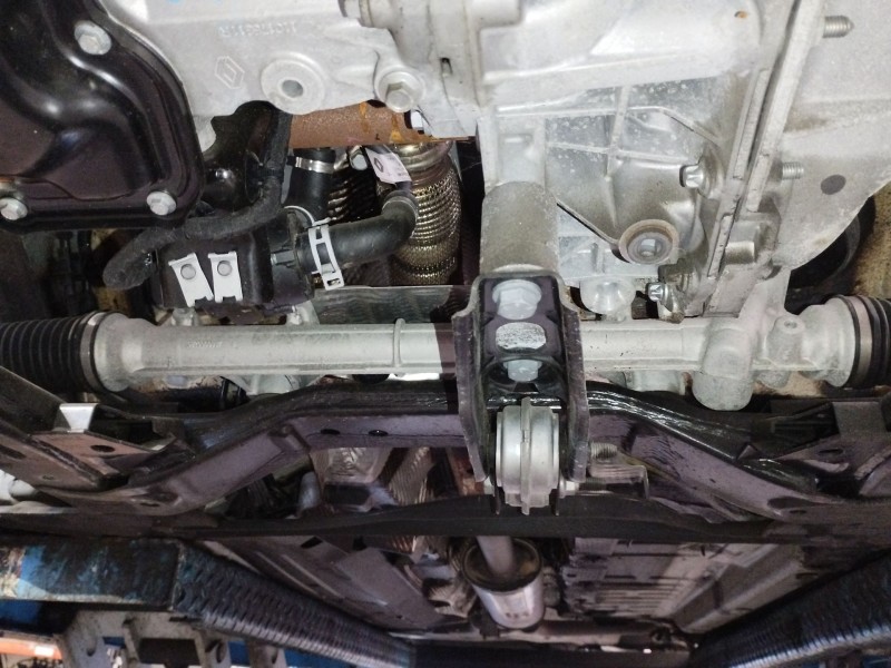 Recambio de cremallera direccion para dacia duster ii access referencia OEM IAM 480104213R  