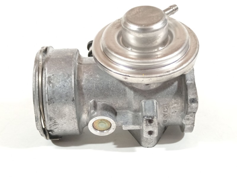Recambio de valvula egr para volkswagen golf iv (1j1) 1.9 tdi referencia OEM IAM 038131501T 235121066 