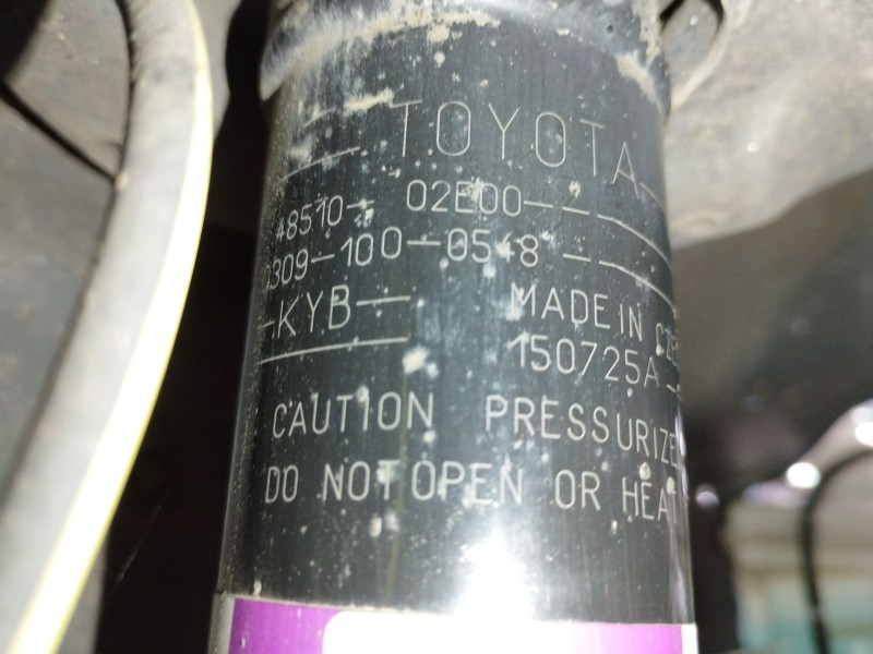 Recambio de amortiguador delantero derecho para toyota auris (_e18_) 1.6 (zre181_, zre185_) referencia OEM IAM 4851002E00  