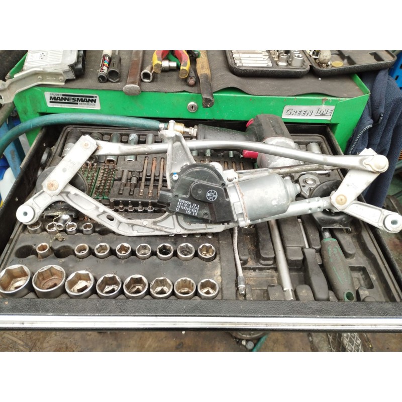 Recambio de motor limpia delantero para toyota auris (_e18_) 1.6 (zre181_, zre185_) referencia OEM IAM 8511002340  AE1593003562