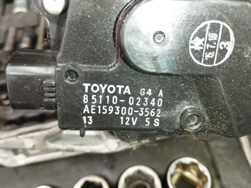 Recambio de motor limpia delantero para toyota auris (_e18_) 1.6 (zre181_, zre185_) referencia OEM IAM 8511002340  AE1593003562