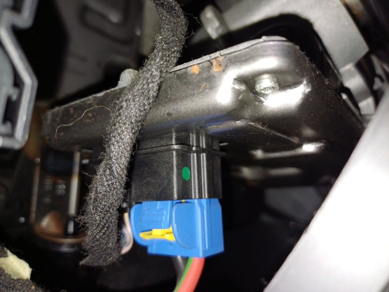 Recambio de columna direccion para opel corsa e (x15) 1.4 (08, 68) referencia OEM IAM   