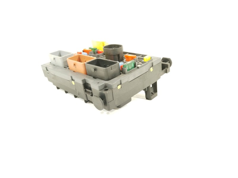 Recambio de caja reles / fusibles para peugeot 5008 (0u_, 0e_) 1.6 hdi referencia OEM IAM 9667044980 BSMR0200 