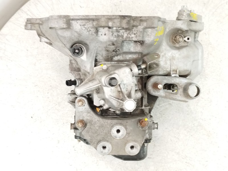 Recambio de caja cambios para opel corsa d catch me referencia OEM IAM A08259491S9W374 Z13DTJ 55565178