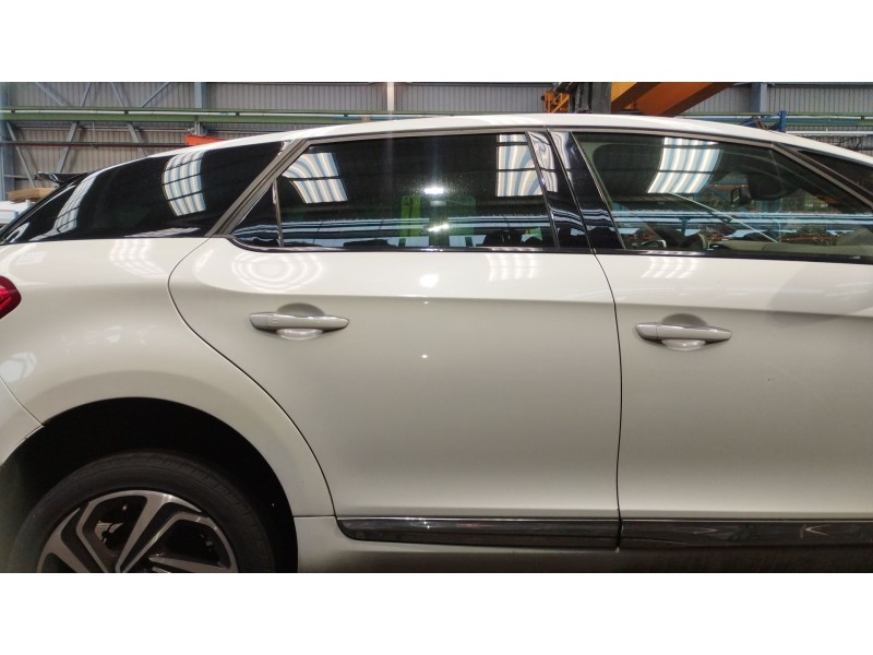 Recambio de puerta trasera derecha para citroën ds5 2.0 bluehdi 180 referencia OEM IAM   
