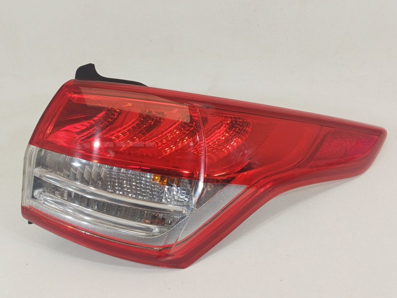 Recambio de piloto trasero derecho para ford kuga ii (dm2) 2.0 tdci referencia OEM IAM CV4413404BH  