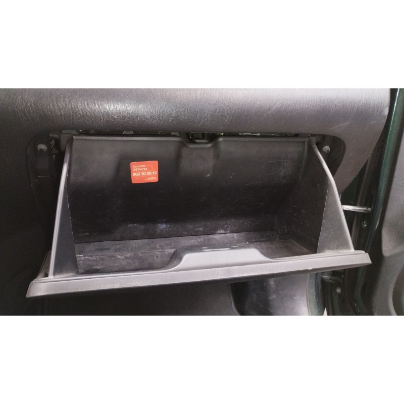 Recambio de guantera para toyota rav 4 ii (_a2_) 2.0 d 4wd (cla20_, cla21_) referencia OEM IAM 5555042030B1  