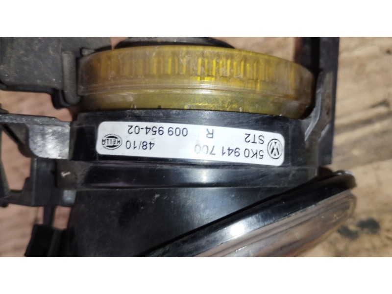 Recambio de faro antiniebla derecho para volkswagen golf vi (5k1) 1.6 tdi referencia OEM IAM 5K0941700  