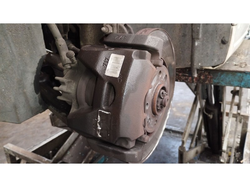 Recambio de pinza freno delantera izquierda para peugeot partner tepee 1.6 bluehdi 100 referencia OEM IAM 9670613980  