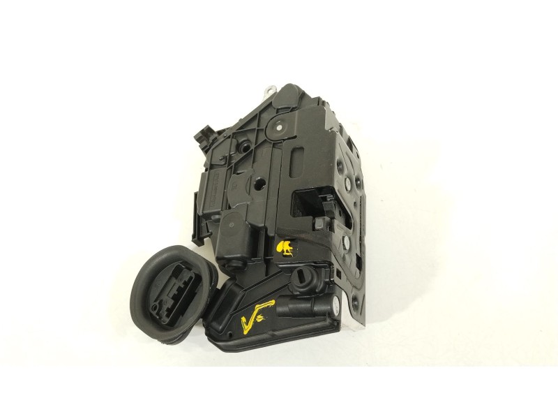 Recambio de cerradura puerta trasera izquierda para volkswagen golf vi (5k1) 1.4 tsi referencia OEM IAM 5K4839015B  