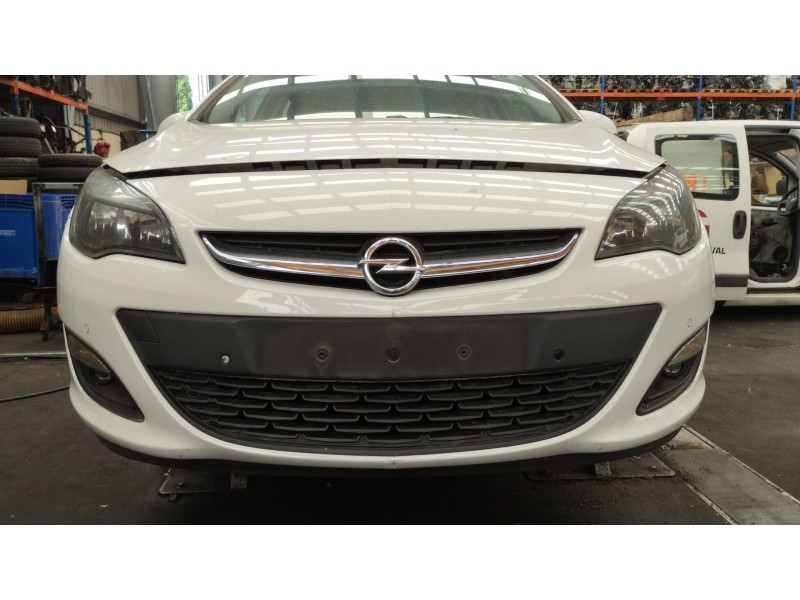 Recambio de paragolpes delantero para opel astra j sports tourer (p10) 1.4 turbo (35) referencia OEM IAM   